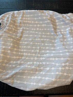 4moms Breeze Pack & Play Bassinet Sheet Grey & White Patterned
